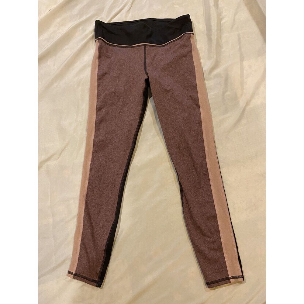 Fabletics Leggings Women S/M (See Measurements) gray pink capri EUC - Picture 1 of 7